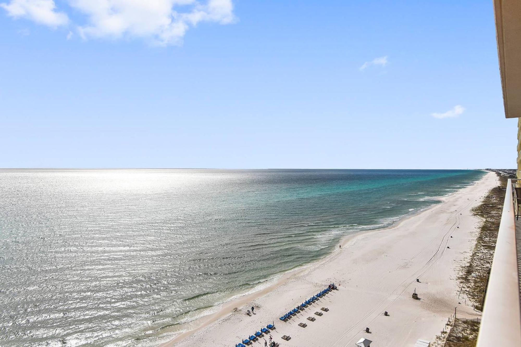 Gulf Front! 2 Bedroom 2 Ba! 11th Floor + Amenities! Holiday home *