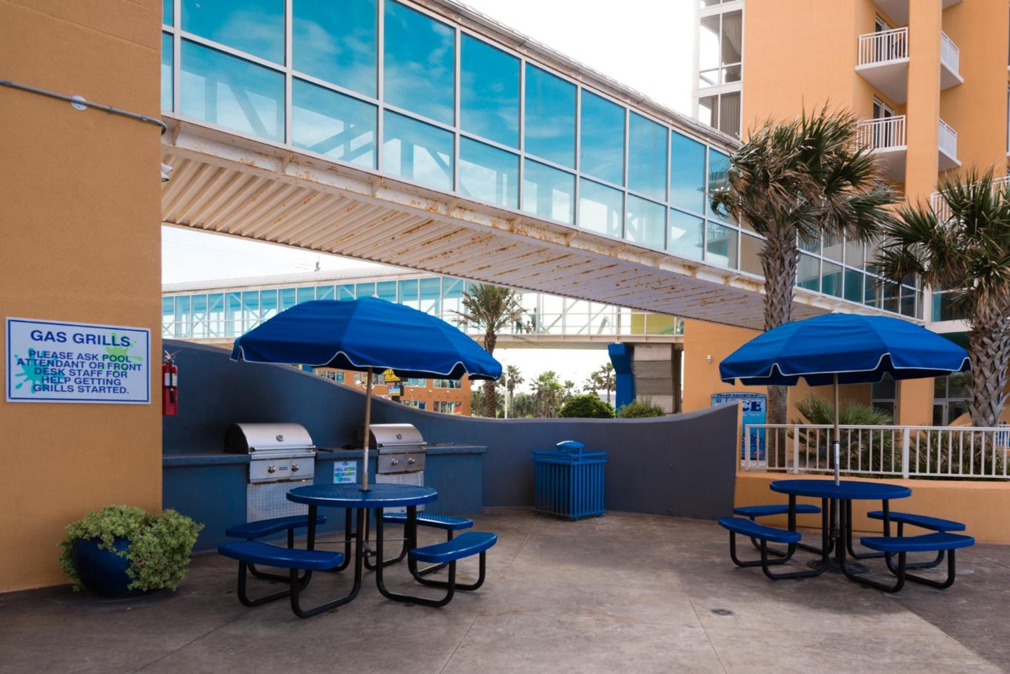 Holiday home Gulf Front! 2 Bedroom 2 Ba! 11th Floor + Amenities! *